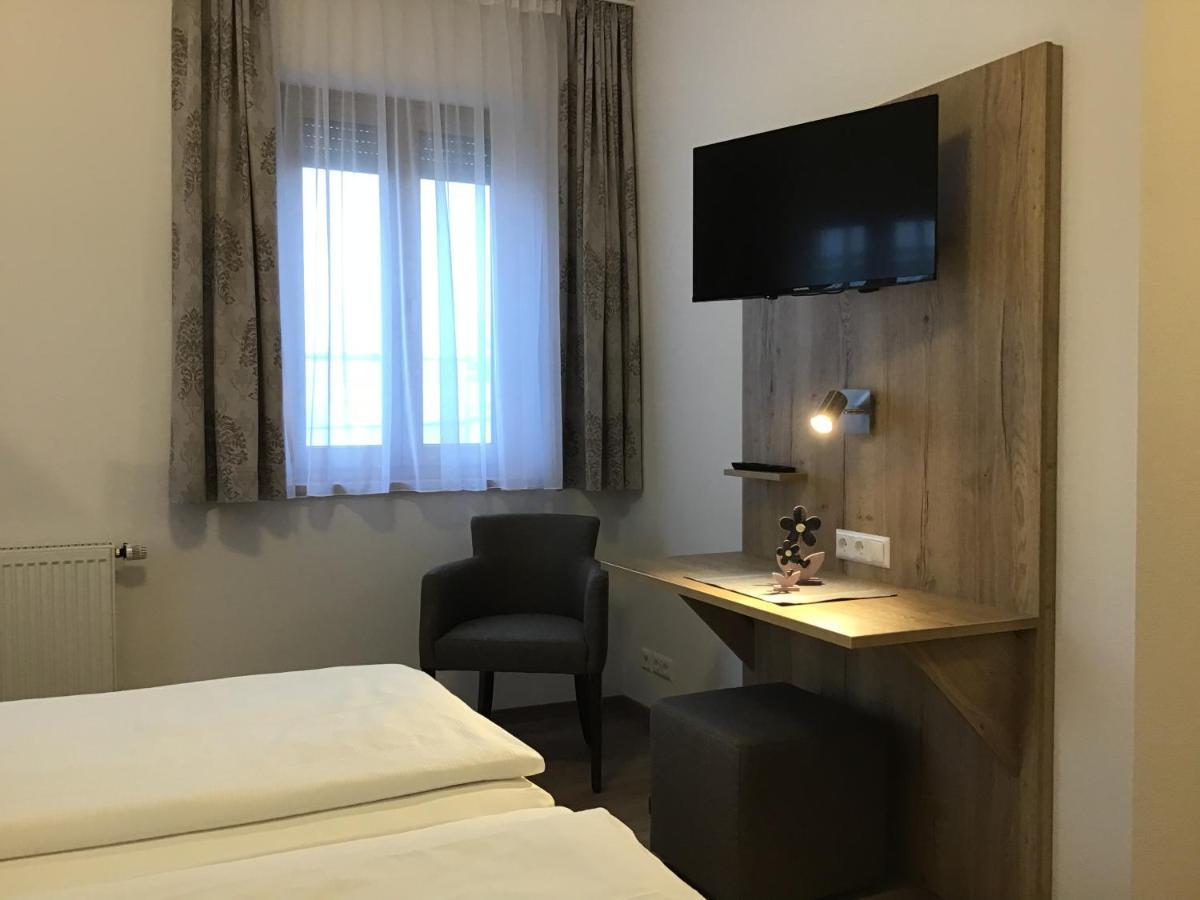 Gasthof Hotel Esterer Rosenheim Eksteriør bilde